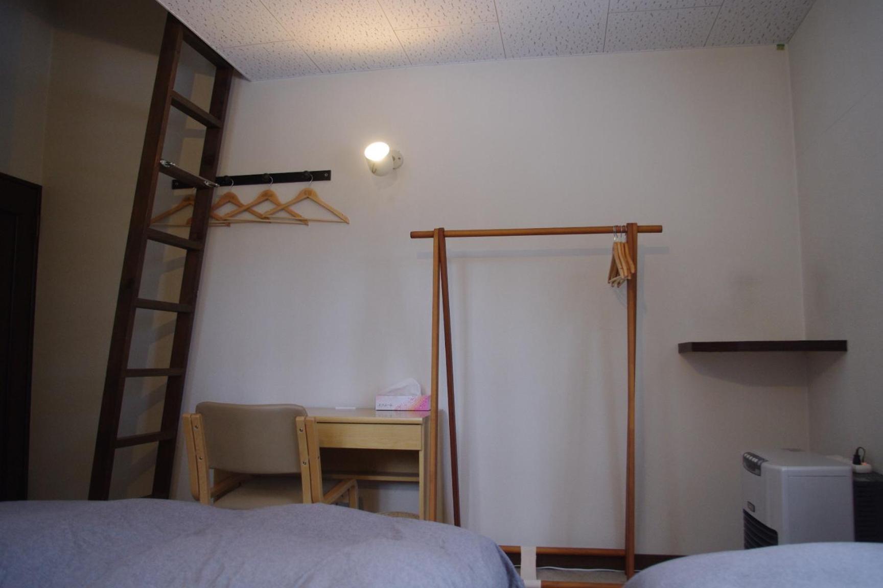 Bed and Breakfast Sunny Side Hut Hakuba Exterior foto