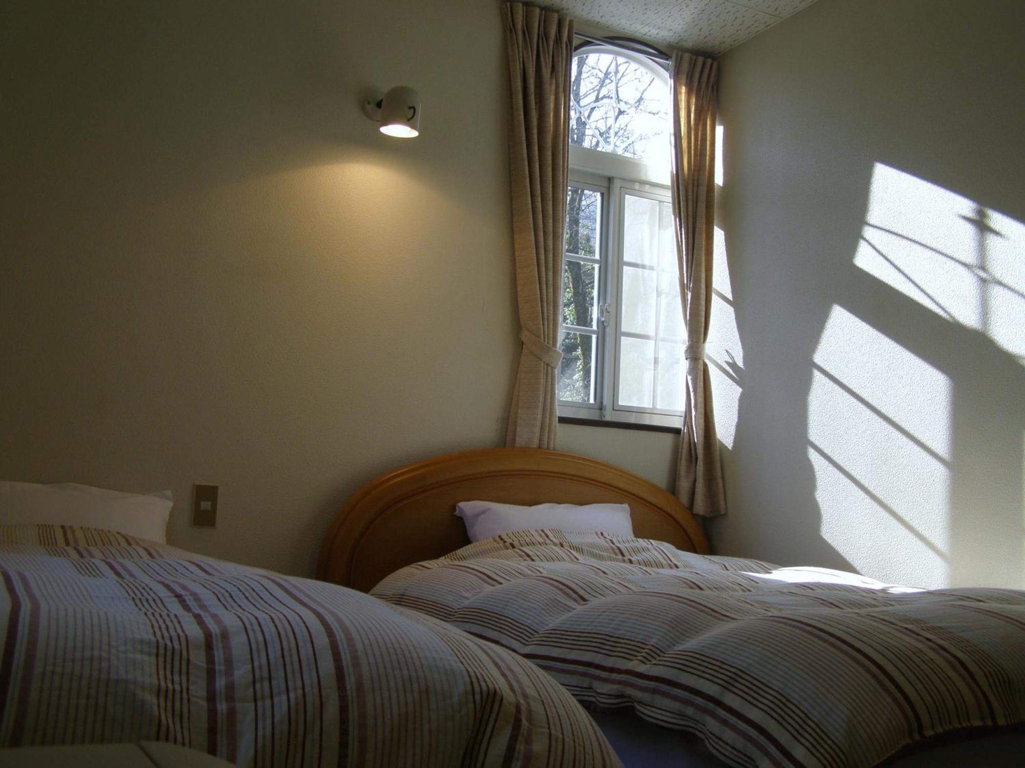 Bed and Breakfast Sunny Side Hut Hakuba Exterior foto