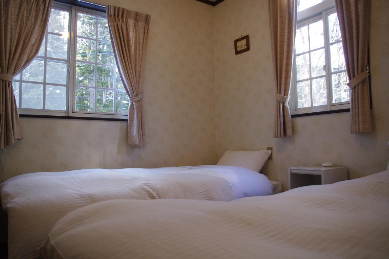 Bed and Breakfast Sunny Side Hut Hakuba Exterior foto