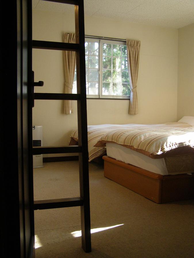 Bed and Breakfast Sunny Side Hut Hakuba Exterior foto
