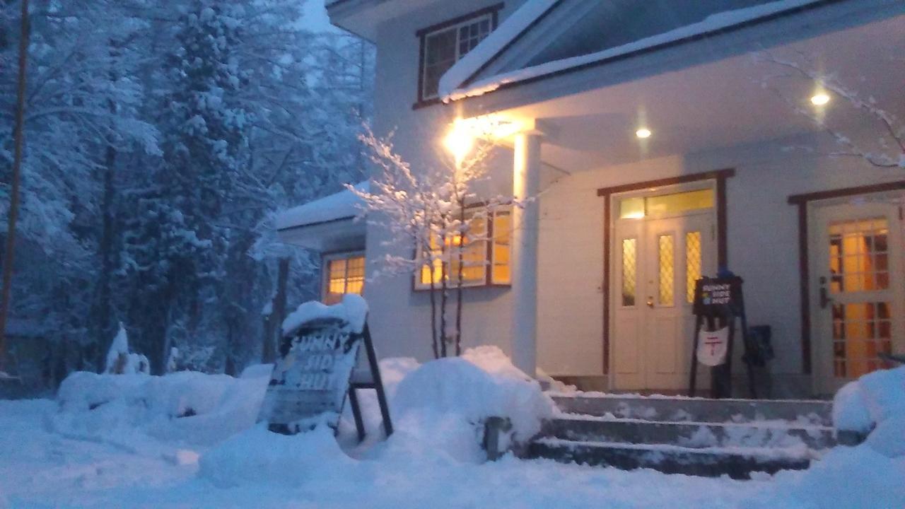 Bed and Breakfast Sunny Side Hut Hakuba Exterior foto